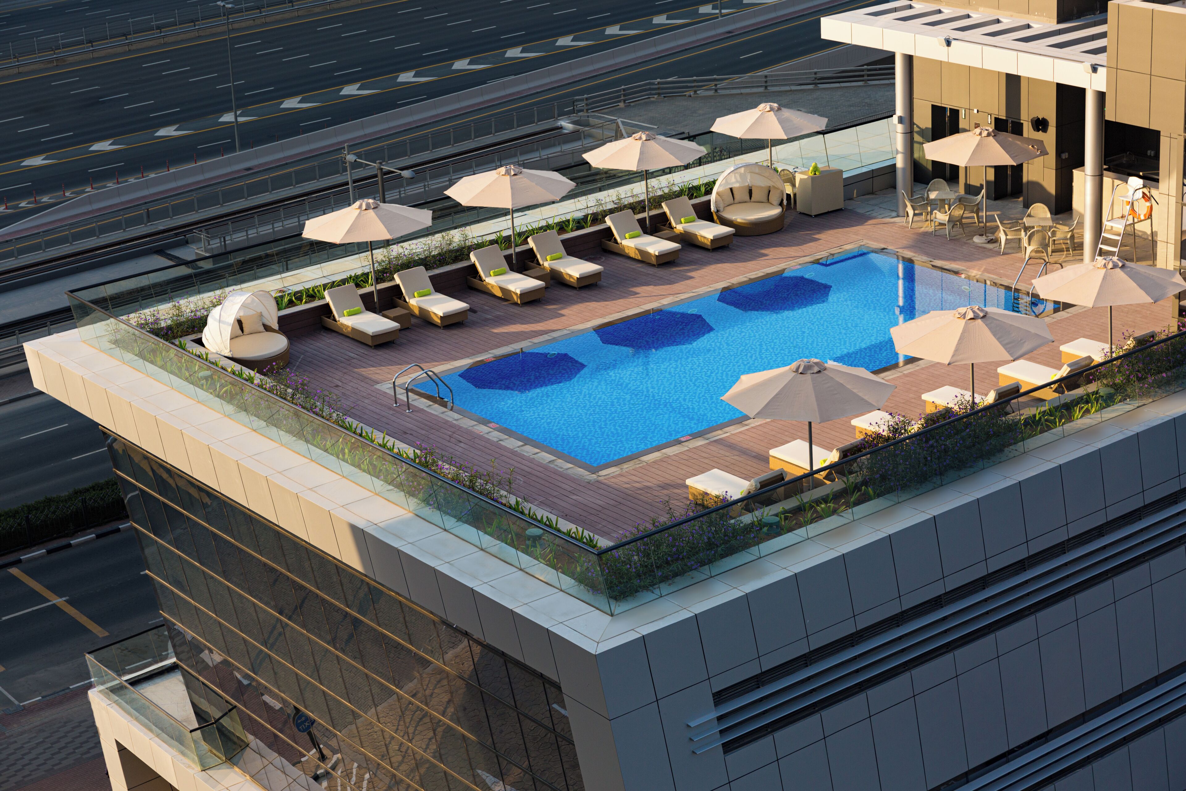 Outdoor pool, sun loungers
