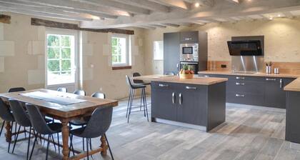 Awesome home in Thilouze