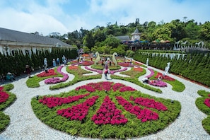 Khuôn viên nơi lưu trú