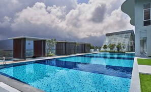 Outdoor pool - Swiss-Garden Hotel & Residences, Genting Highlands (Genting Highlands)