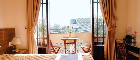 Deluxe Double Room, 1 Queen Bed | Terrace/patio