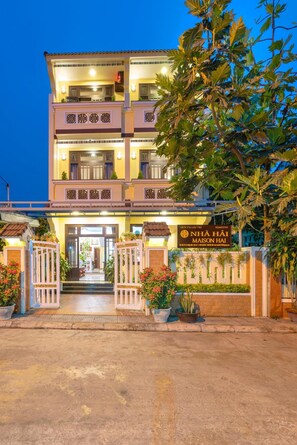 Ngoại thất