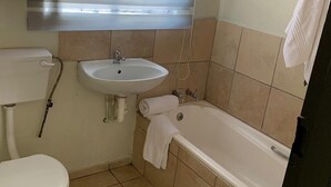 Casa, 2 quartos | Banheiro
