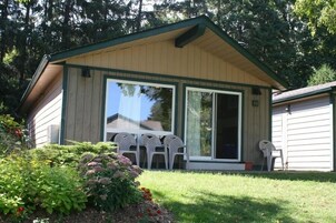 特色家居、遮光窗帘、免费 WiFi、床单