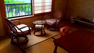 Habitación Deluxe, 6 habitaciones, balcón, frente al mar (for 5 Guests) | Wifi gratis y ropa de cama