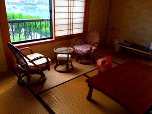 Deluxe Room, 6 Bedrooms, Balcony, Sea Facing (for 5 Guests) | Free WiFi, bed sheets - Guest House Darumaya - Hostel (Nishinoshima)