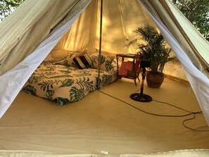 Rollaway beds - On The Rocks (Koh Rong Sanloem)