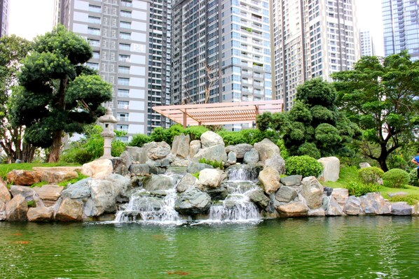 Property grounds - Lovely Apartment at Vinhome Central Park (Phường 22)