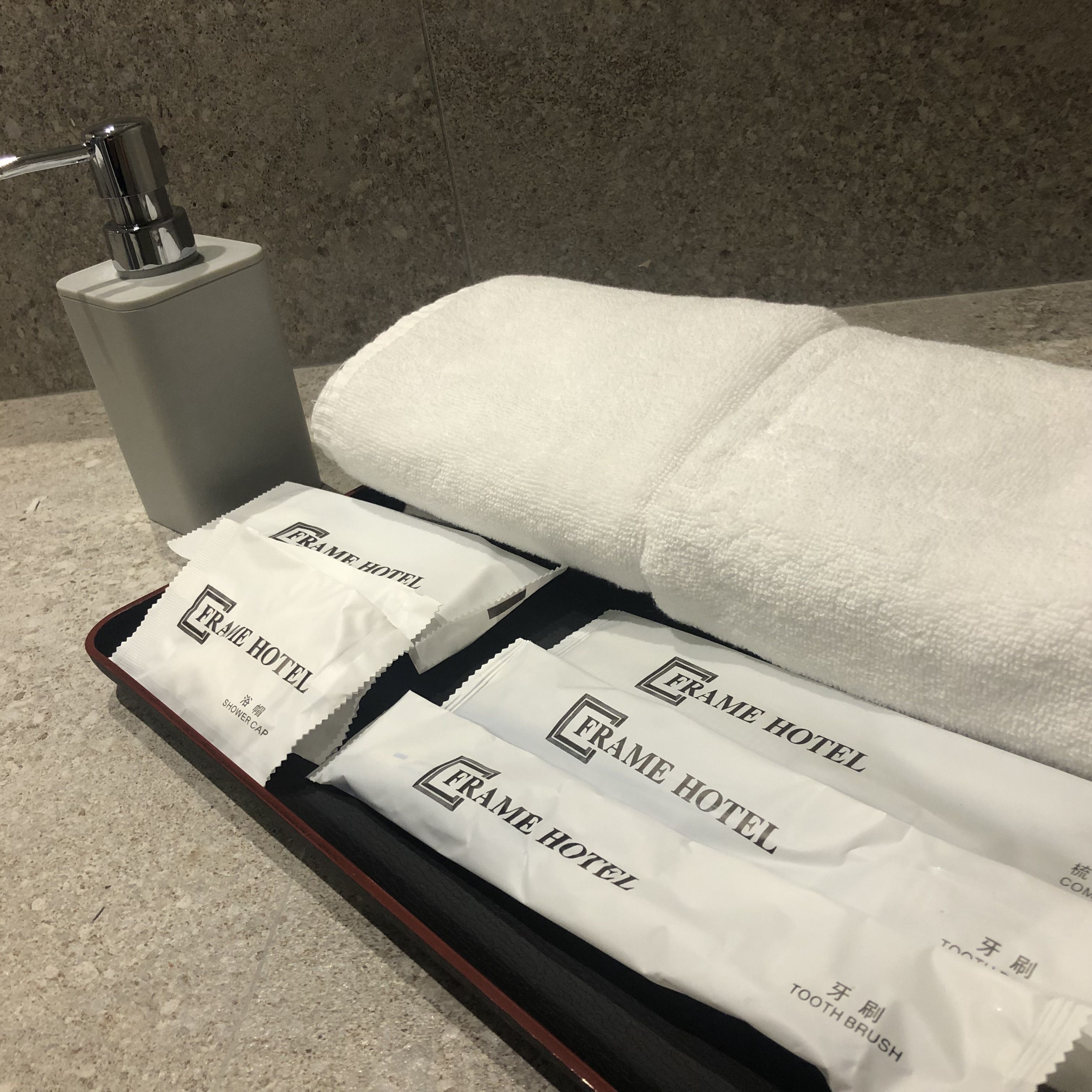 standard king  | room amenity