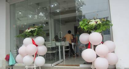 ACM Surfing View Hotel