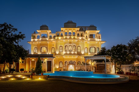 Front of property. Sterling Jaisinghgarh Udaipur