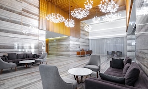 Lobby sitting area - FAM Living - Mada Residences Downtown (Dubai)