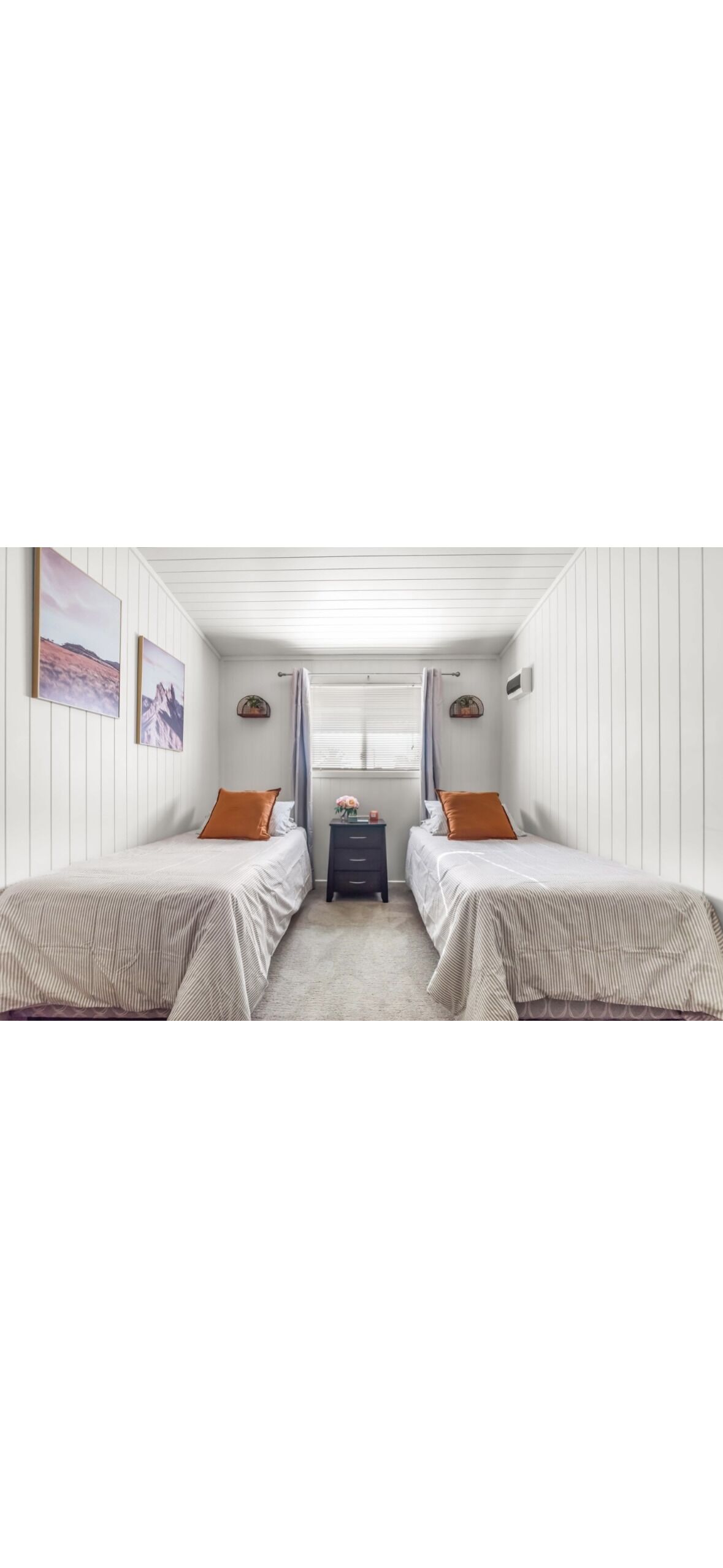 1 bedroom, iron/ironing board, travel cot, bed sheets