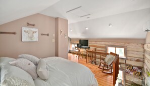 1 dormitorio, tabla de planchar con plancha, wifi y ropa de cama