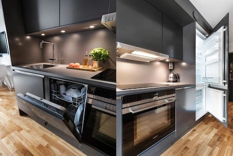 Full-size fridge, microwave, oven, stovetop