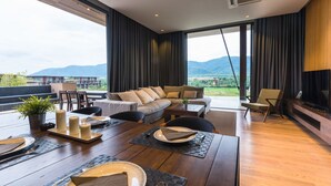 2 Bedrooms with Private Pool Villa | ห้องนั่งเล่น | ทีวีจอแอลซีดี