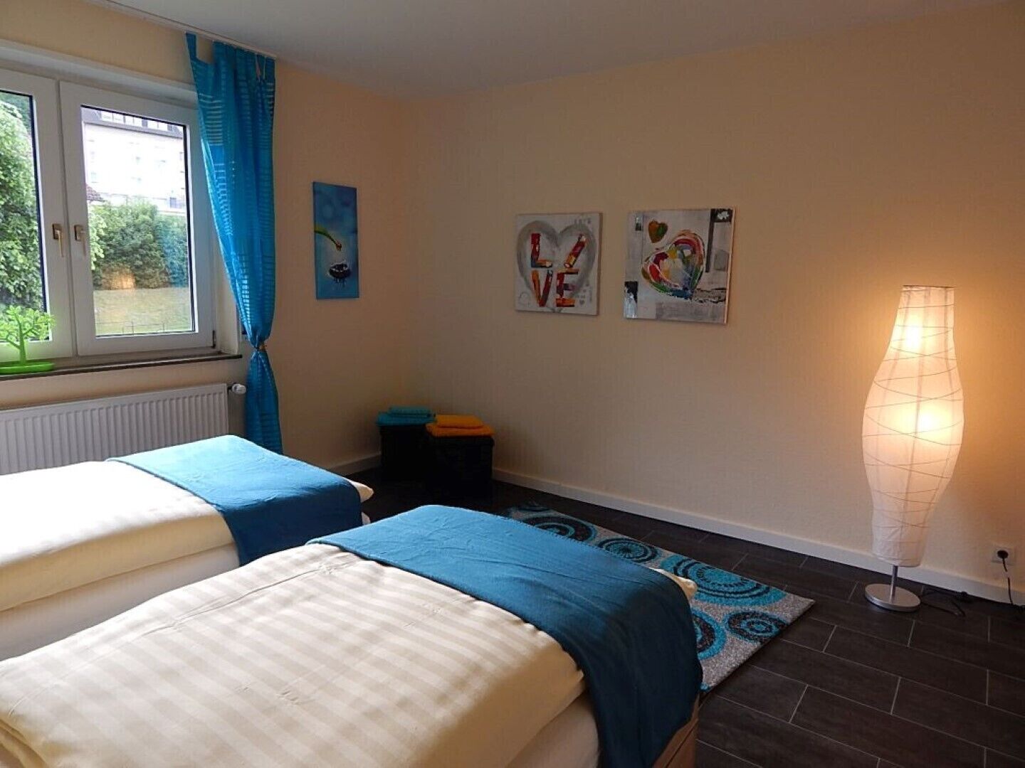 2 slaapkamers, een strijkplank/strijkijzer, wifi, beddengoed