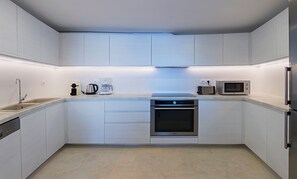 Villa, 4 Bedrooms, Private Pool | Private kitchen | Fridge, microwave, oven, stovetop - Villa Hermes (Mykonos)