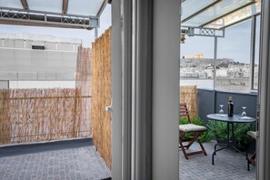 Exterior - Nest Studio with Terrace, Acropolis View (Athens)