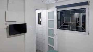 Cortinas blackout y sistema de insonorización