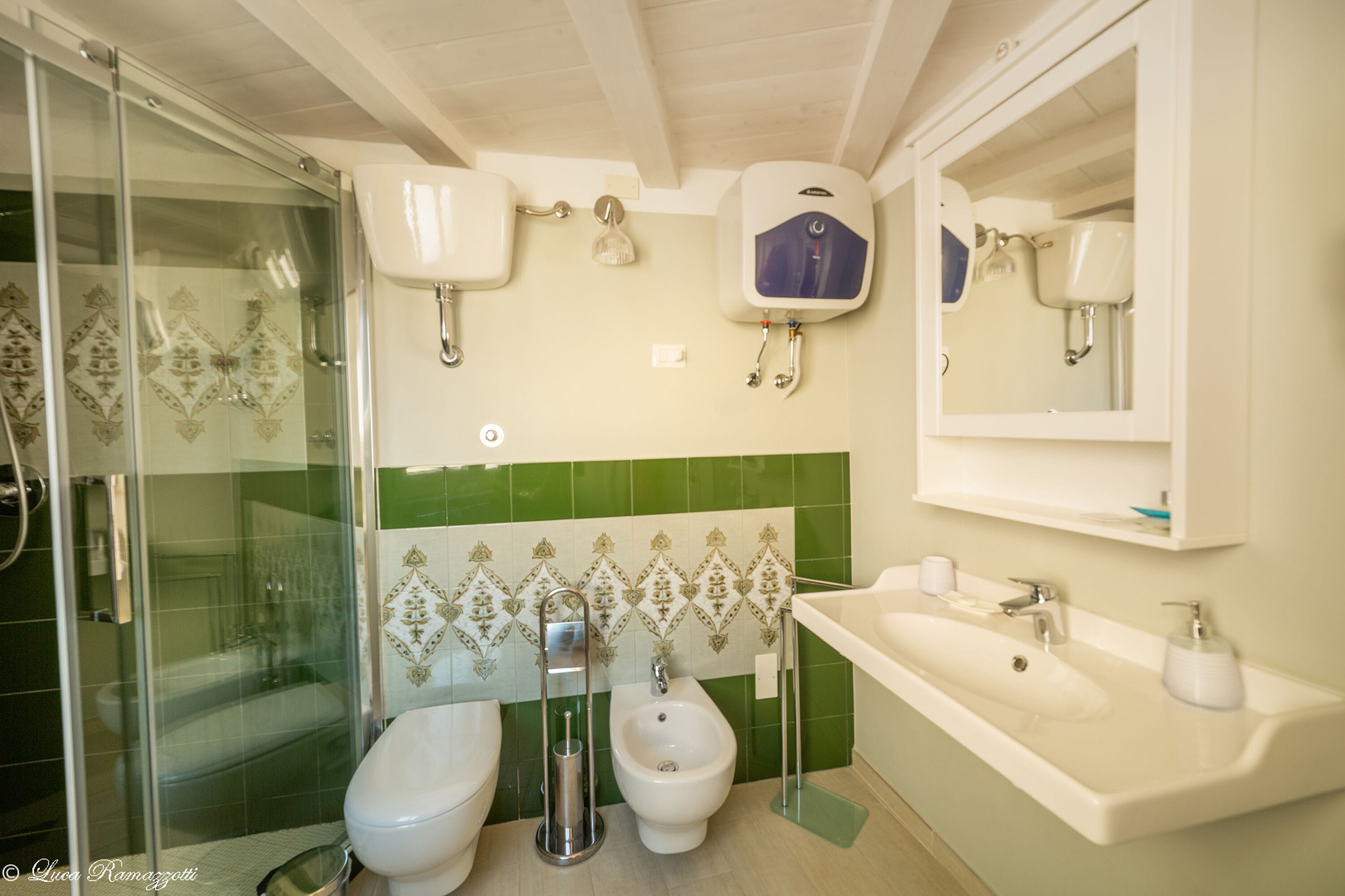 Photo - Janna 'e Mare