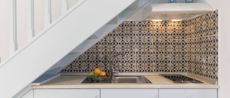 Duplex | Private kitchenette | Fridge, stovetop, espresso maker, coffee/tea maker