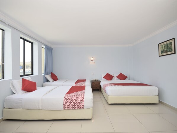Family Suite | Soundproofing, free WiFi, bed sheets - Super OYO 969 Hotel Pantai View (Labuan)
