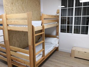 1 bed in 4-Bed Mixed Dormitory Room | Blackout drapes, free WiFi, bed sheets, wheelchair access - Albergue SCQ - Hostel (Santiago de Compostela)