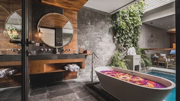 Grand Villa, 1 Bedroom, Private Pool | Bathroom | Bathtub, free toiletries, hair dryer, bathrobes