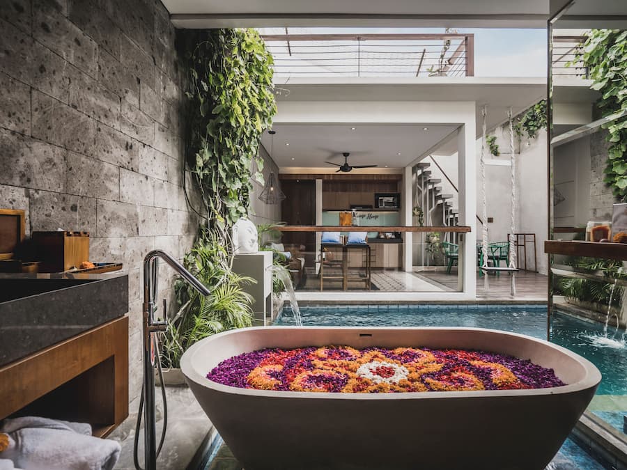 Vila Grand, 1 kamar tidur, kolam renang pribadi | Kamar mandi | Bathtub, perlengkapan mandi gratis, pengering rambut, dan jubah mandi