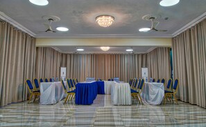 Meeting facility - Narpo Hotels (Accra)