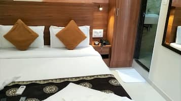 1 habitación, ropa de cama de alta calidad y muebles diferentes