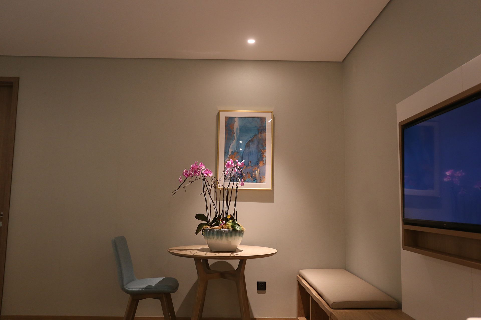 Svit Deluxe - 2 sovrum | Sängtillbehör av högsta kvalitet, duntäcken och minibar