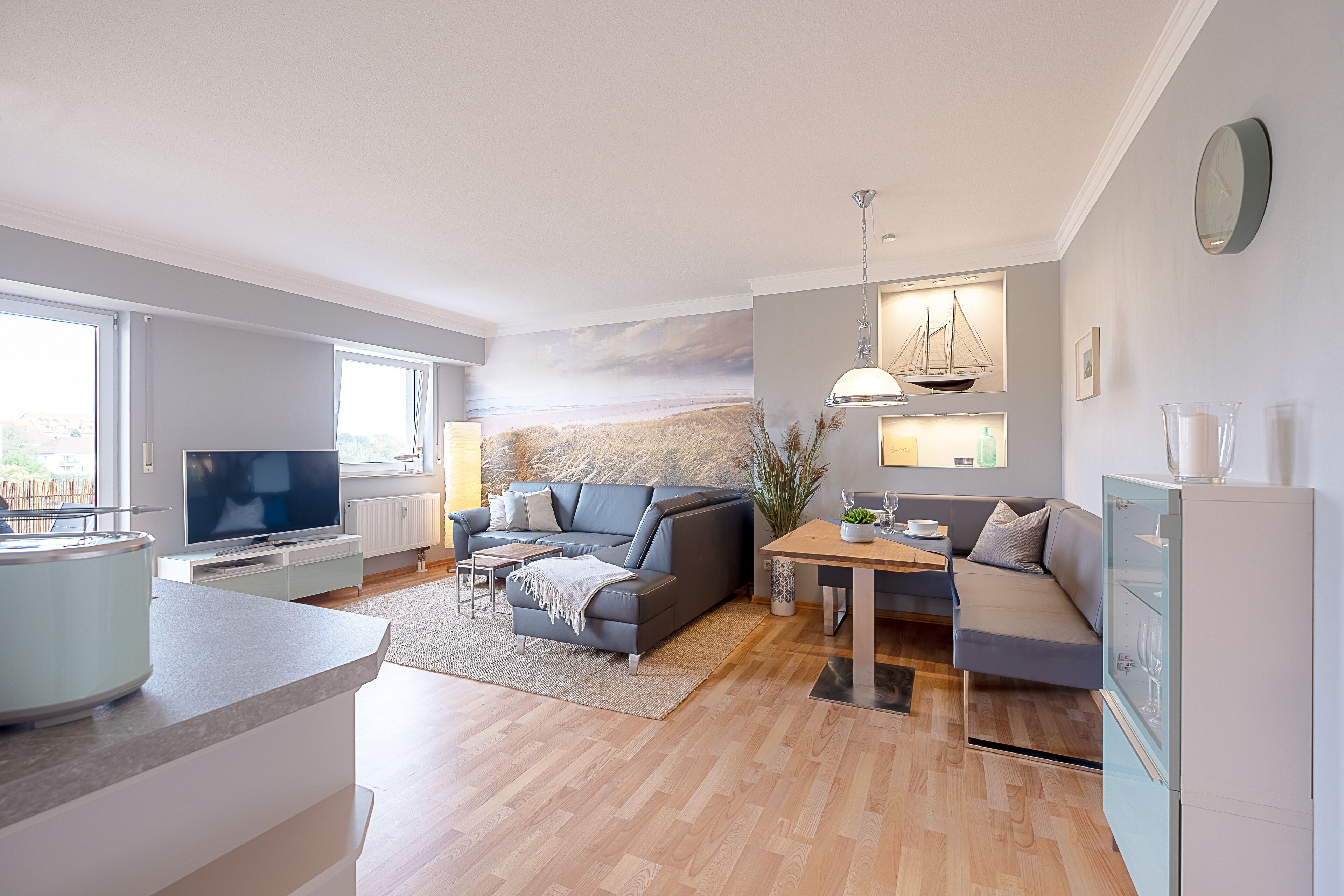 Fernseher, Stereoanlage