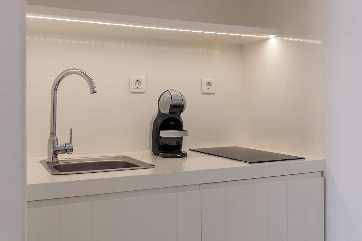 superior suite | minibar, in-room safe, desk, blackout curtains