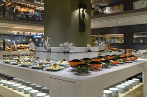 Petit déjeuner buffet
