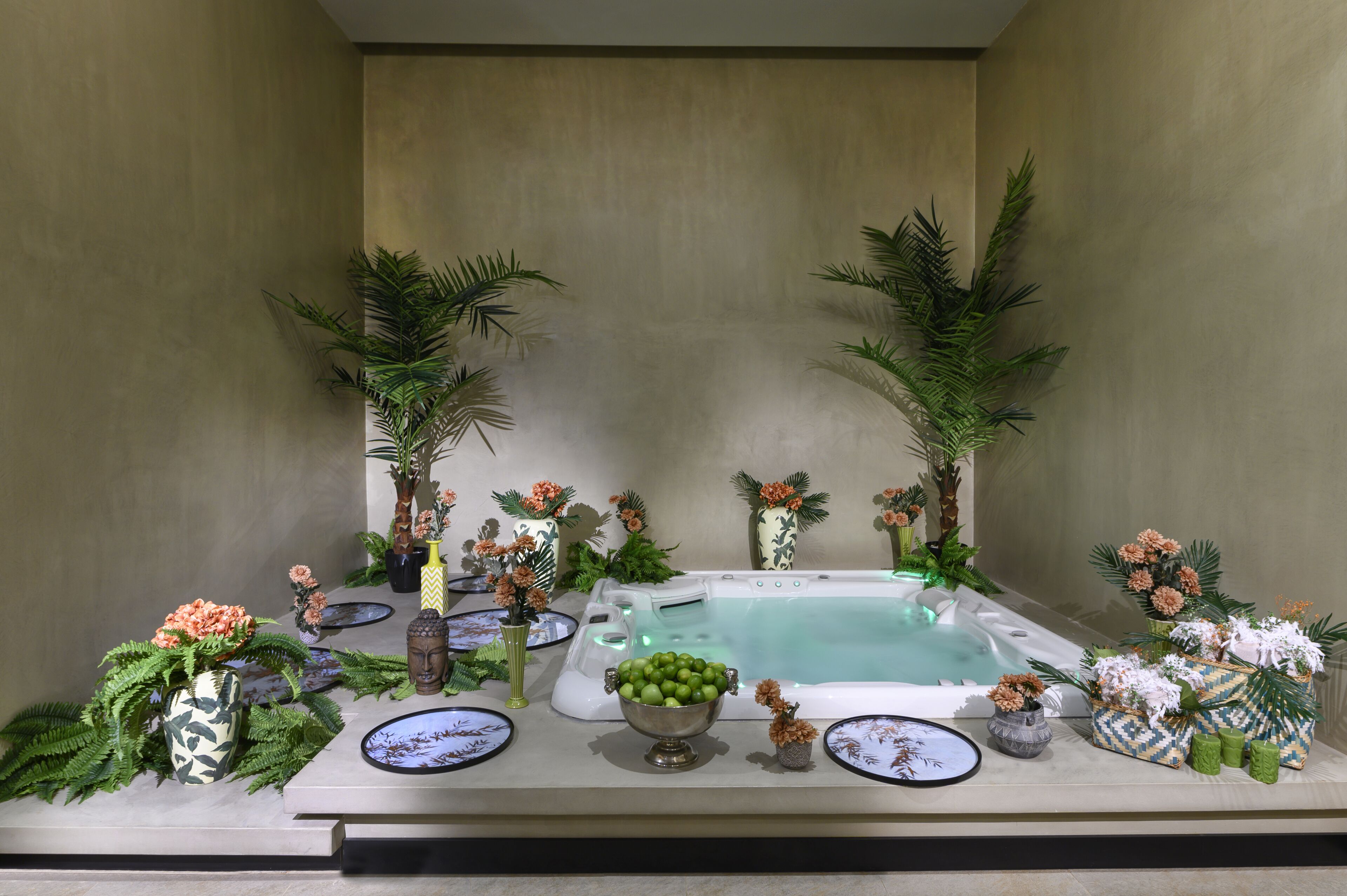 couples treatment room(s), sauna, hot tub, steam room