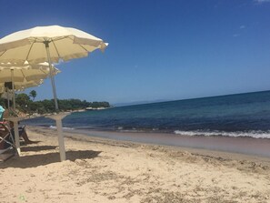 Beach nearby - Independent villa with garden (Santa Margherita di Pula)
