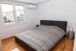 Free WiFi, bed sheets - Apartment with Lovely View At Kolonaki (Athens)