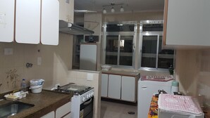 公寓, 多張床 | 私人小型廚房 | 電冰箱、微波爐、烤箱、鍋具/餐盤/廚房用品