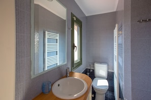 Villa, 3 Bedrooms, Garden View | Bathroom