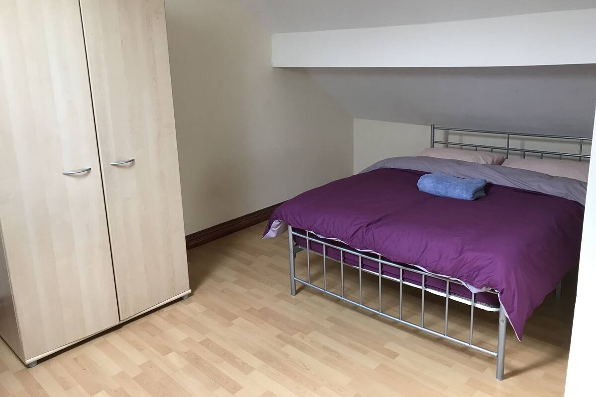 ROOM 7 Double Room | Desk, laptop workspace, soundproofing, WiFi (free)