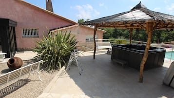Luxury Suite, Hot Tub | Private spa tub