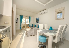 Basic Apartment, Sea View | In-room safe, individually decorated, individually furnished, desk - Sea Point I (Tivat)