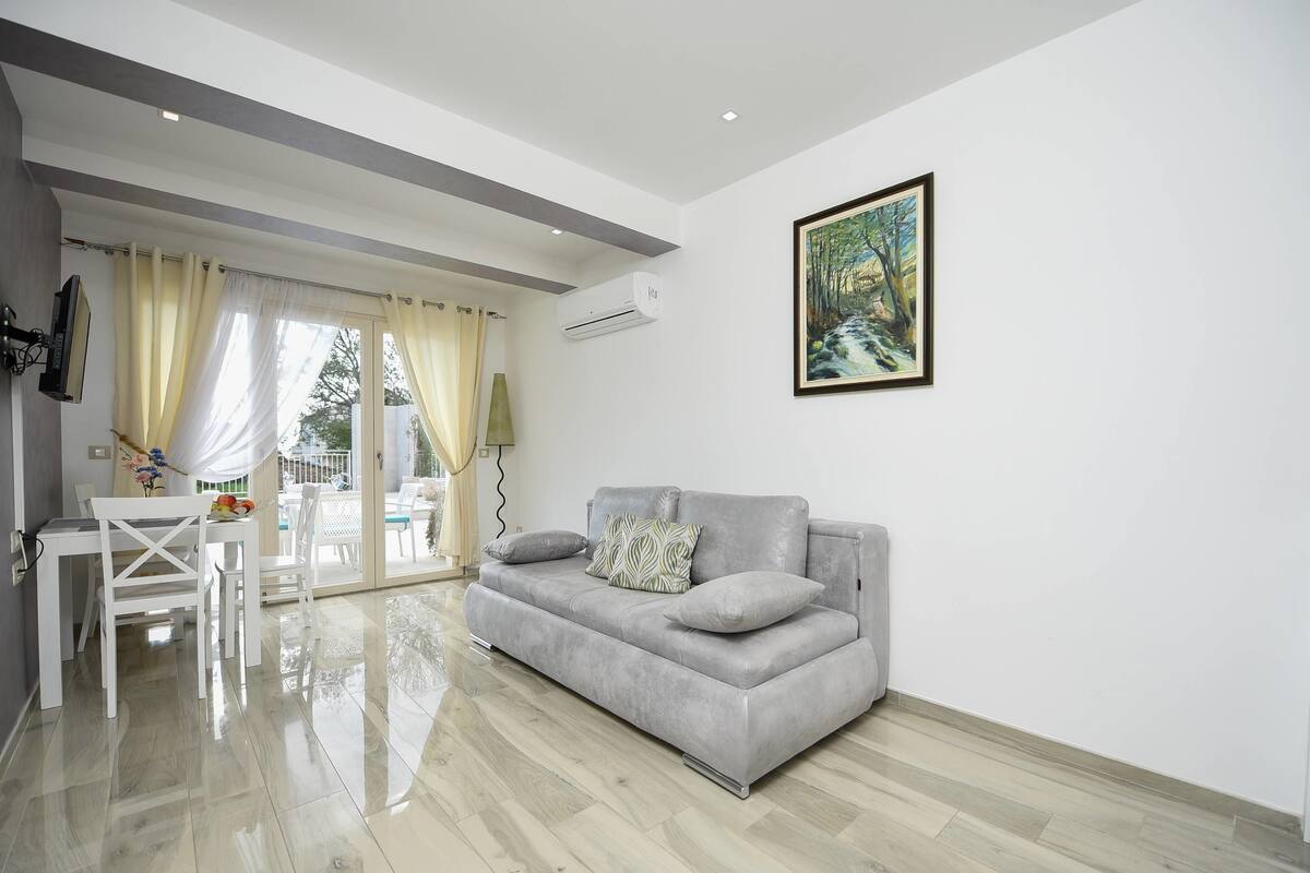 Classic Apartment, Mountain View