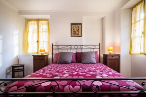 2 bedrooms