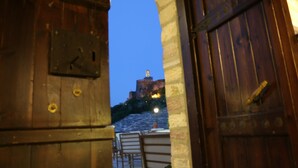 Unclassified image, 4 of 68, button - Hotel Kodra (Gjirokastër)