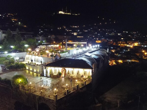Property grounds - Hotel Kodra (Gjirokastër)