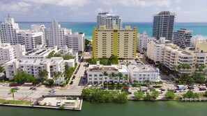 Aerial view - Venezia Hotel (Miami Beach)