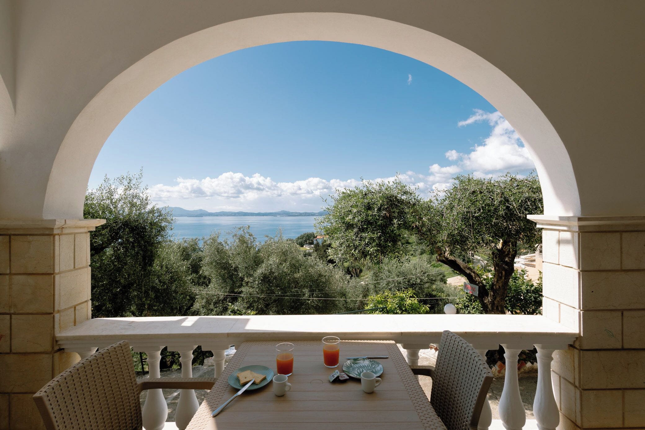 บริเวณภายนอก